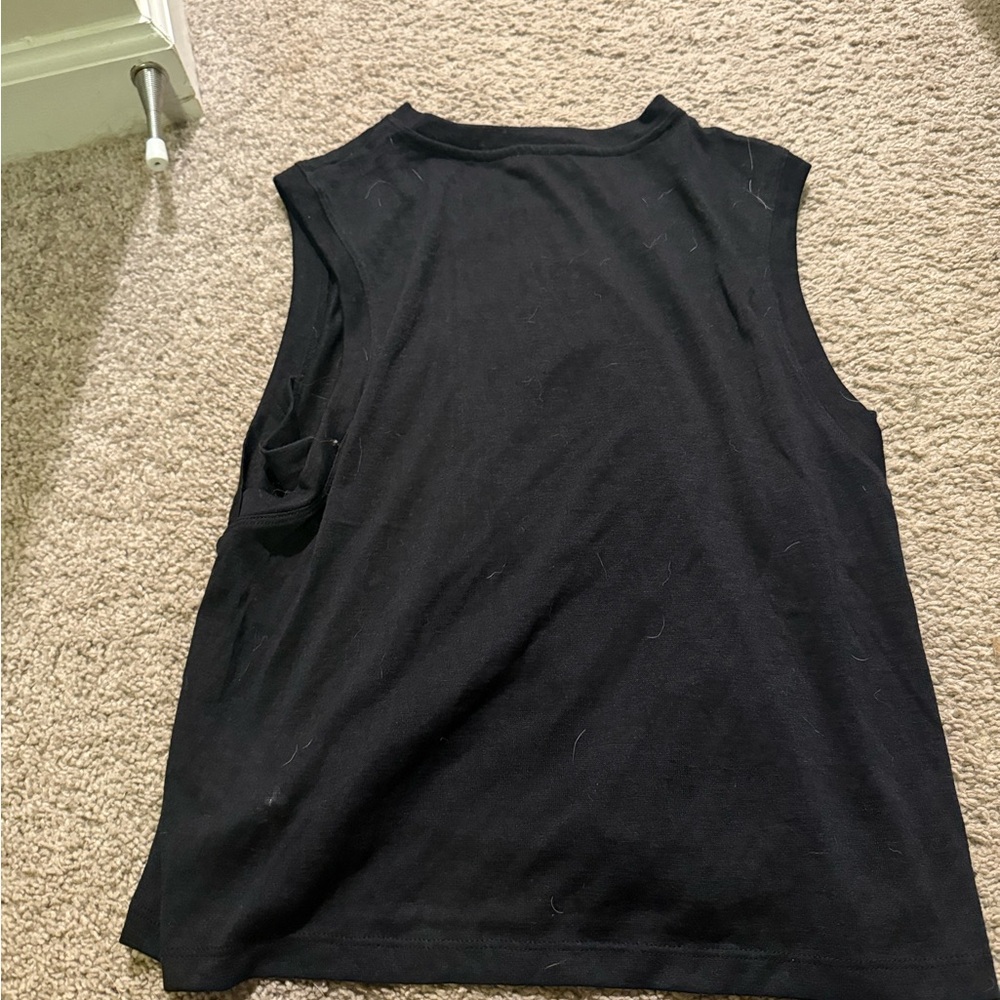Women’s Athleta Black Sleeveless Shirt - Picture 2 of 2